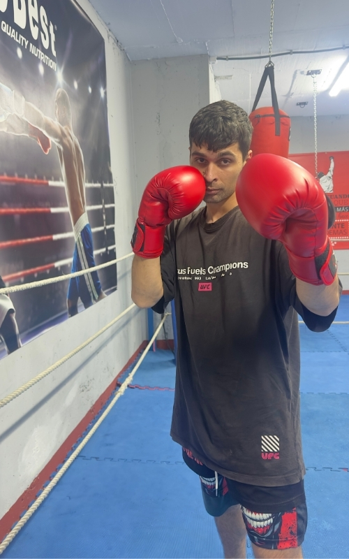 Monitor : Carlos , Monitor de MMA